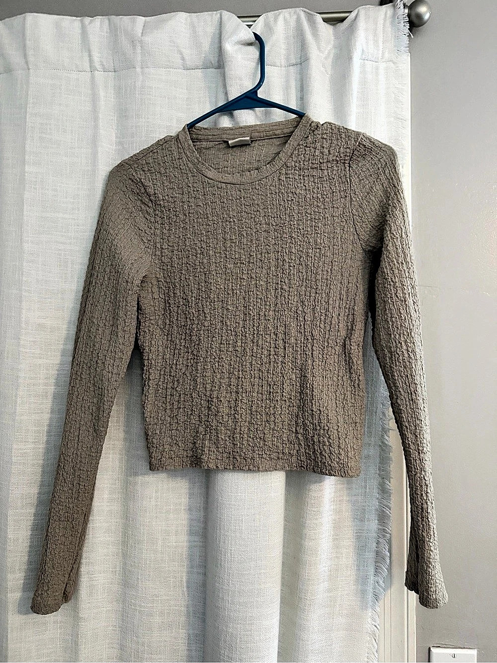 Abercrombie & Fitch Long Sleeve Crewneck Size Small Like New